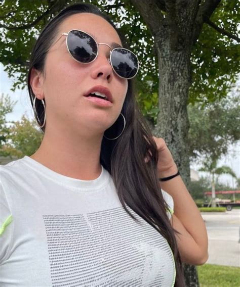 karlee grey bio|Karlee Gray (Instagram Star) Wikipedia, Bio, Age, Height, Weight .